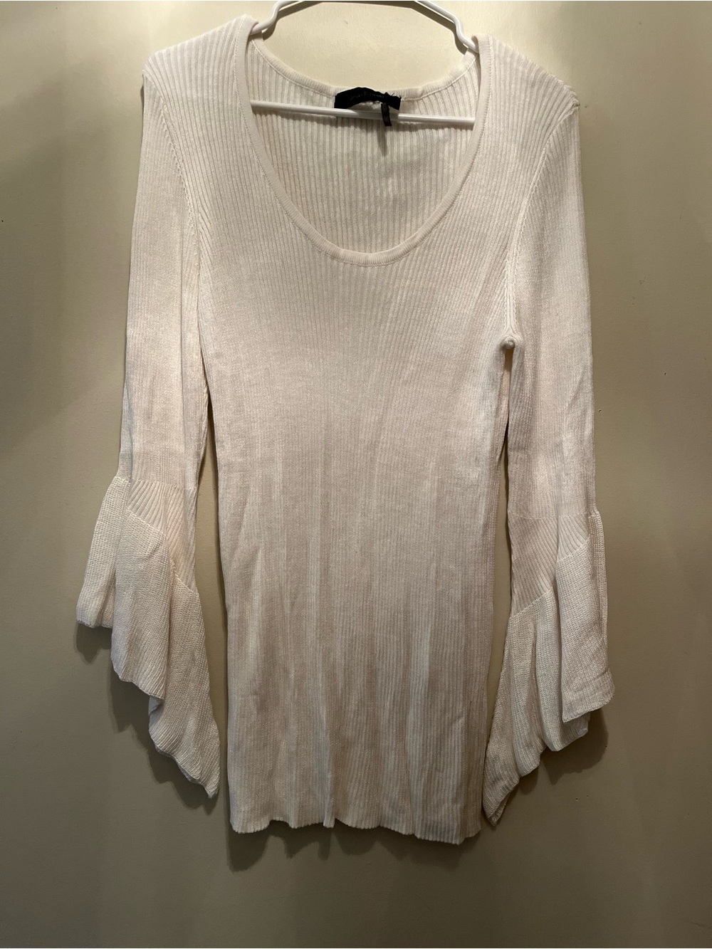 Ashley Stewart Cream Ribbed Bell-Sleeve Long Sleeve Top size medium